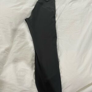 Lululemon InStill high rise leggings 23”
